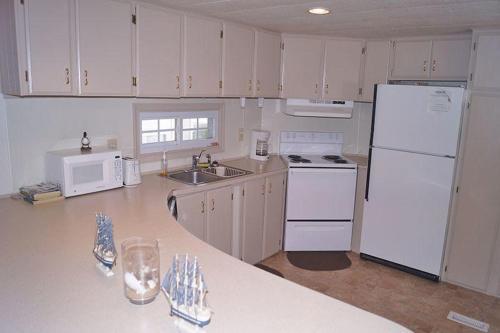 Montego Bay - Peachtree Road 122