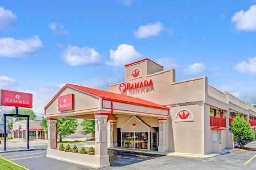 Hotel Ramada By Wyndham Baltimore West