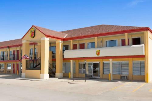 Hotel Super 8 By Wyndham Woodward