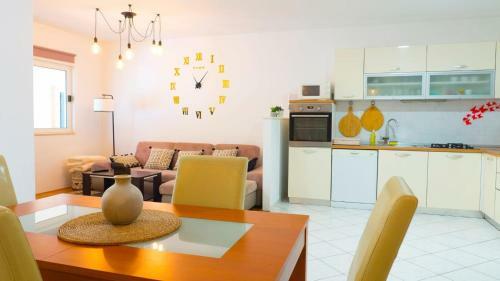 Apartment Duce 4663a