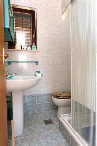 Hostal Apartments And Rooms With Parking Space Duce (omis) - 10303