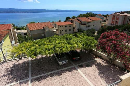 Hostal Apartments And Rooms With Parking Space Duce (omis) - 10303