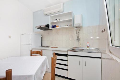 Apartments By The Sea Duce (omis) - 5986