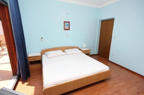 Apartment Duce 2749b