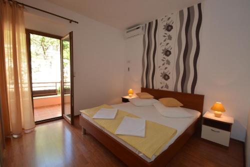 Apartments By The Sea Duce (omis) - 2749