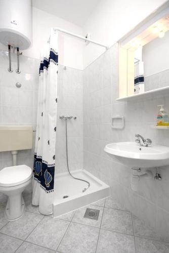 Apartments By The Sea Duce (omis) - 2749