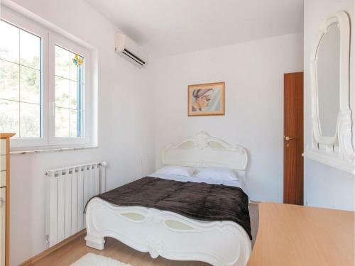 Three-bedroom Apartment Omis With Sea View 08
