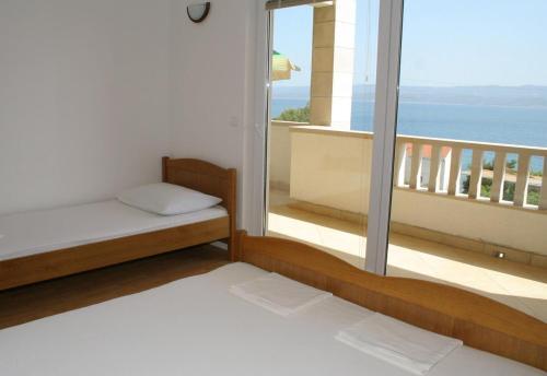 Apartments With A Parking Space Duce (omis) - 2778