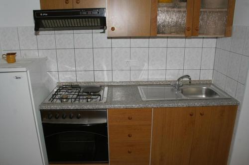 Apartments With A Parking Space Duce (omis) - 2778