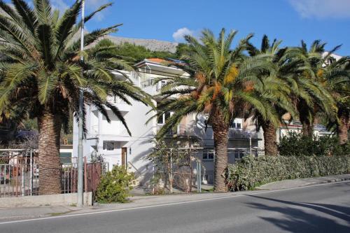Apartment Duce 5987b
