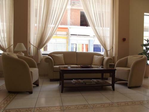 Hotel Minos