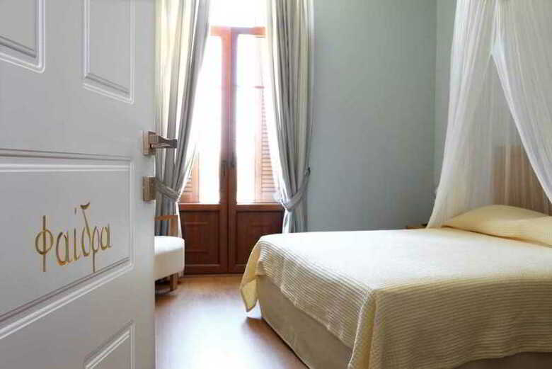 Aktaion Hotel