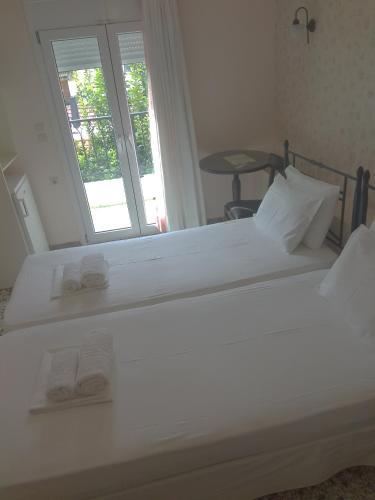 Hostal Vagia Kitsa Rooms
