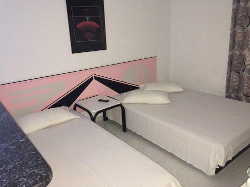 Dimis Studios And Apartments