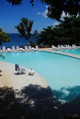 Hotel Almont Beach Resort