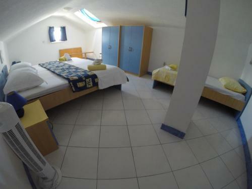 Apartment Slatine 1098c