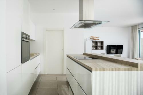 Acadia Beach Apartments Slatine