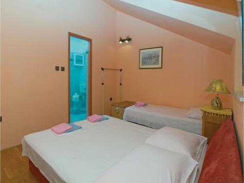 Holiday Home Staraci VI