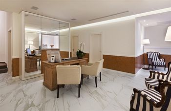 Park Plaza Orchid Hotel