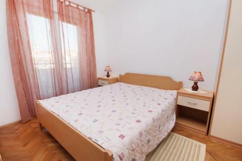 Hostal Apartment Slatine 5999c