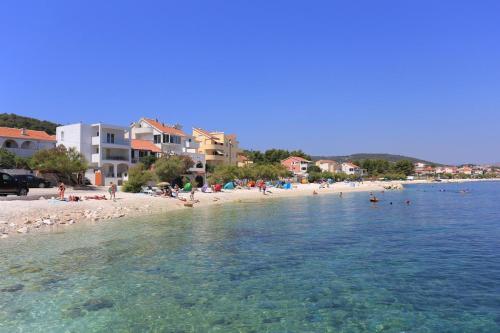 Apartment Slatine 1128b