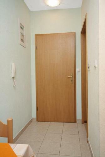Hostal Apartment Slatine 5999a