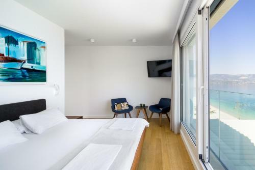 Acadia Beach Villas Slatine