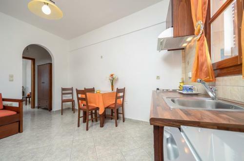 Margaritis Apartments