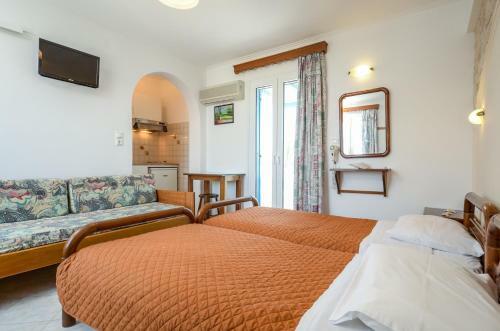 Polemis Studios & Apartments