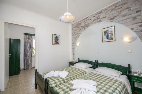 Polemis Studios & Apartments