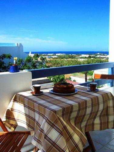 Hostal Blue And White