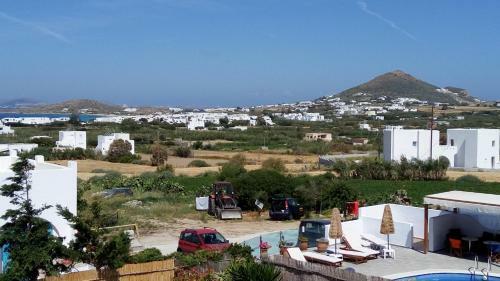 Hostal Blue And White