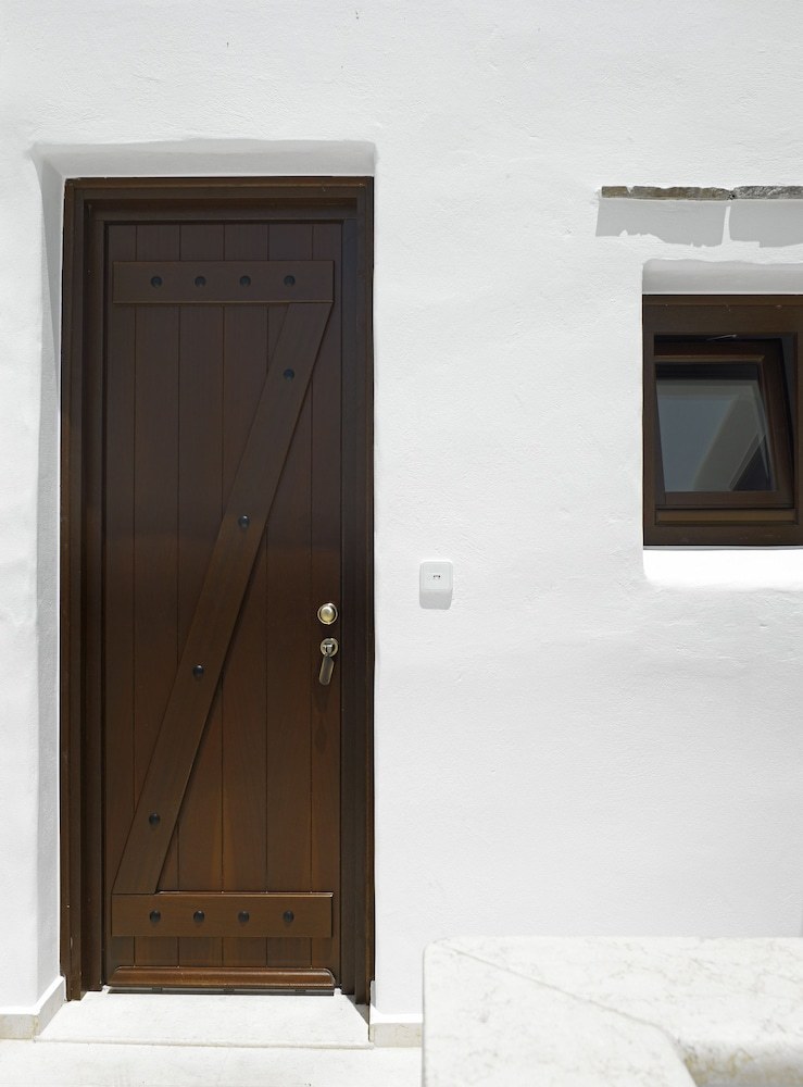 Aparthotel Anemomilos