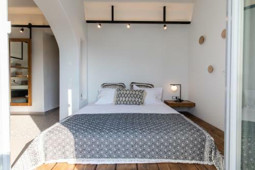 Artemis Hotel