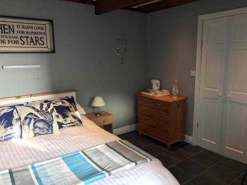 Bed & Breakfast Taldrwst Farmhouse