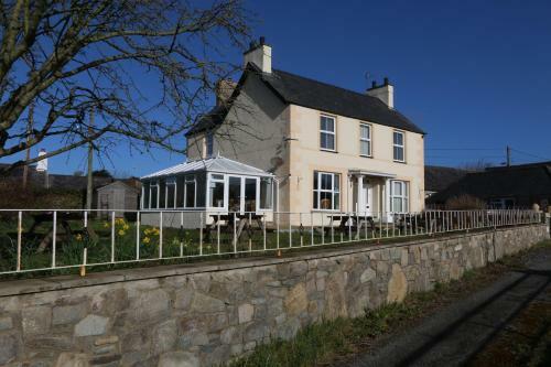 Bed & Breakfast Taldrwst Farmhouse