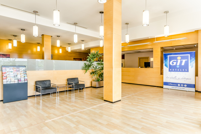 Hotel Yit Ciudad de Zaragoza
