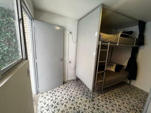 Hostal Urbana Hostel