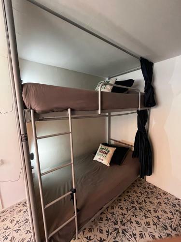 Hostal Urbana Hostel