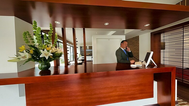 Az Hotel