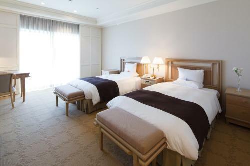 Okura Akademia Park Hotel