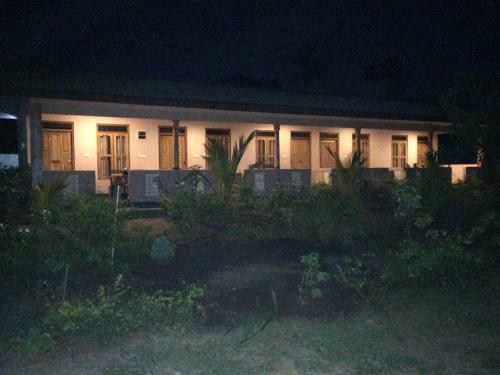 Hostal Rainbow Garden
