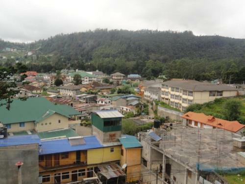 City And Hills View Apartment