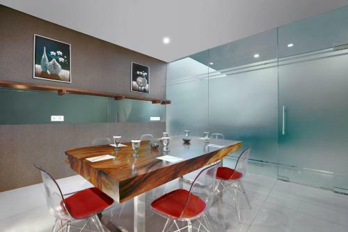 Hotel Neo Gubeng