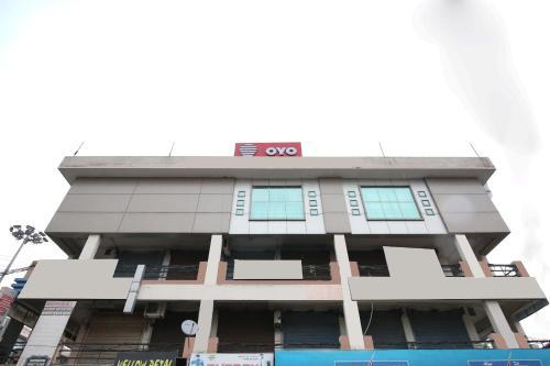 Oyo 1732 Hotel The Days Inn