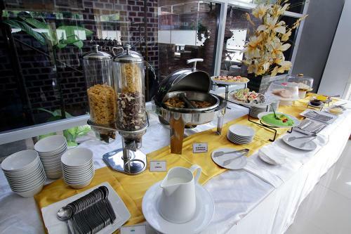 Asoka Luxury Hotel