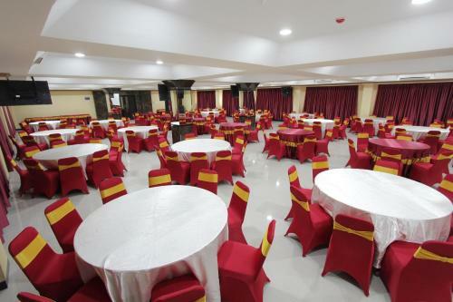 Asoka Luxury Hotel