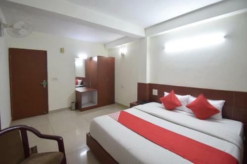Oyo 8767 Hotel Landmark