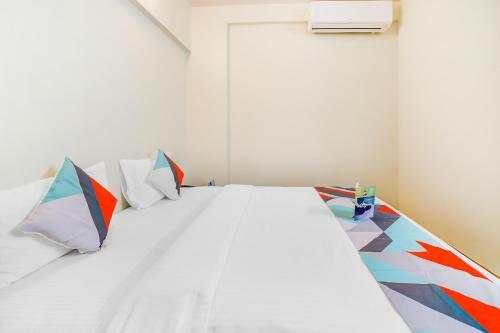 Hotel Fabexpress The Paradise