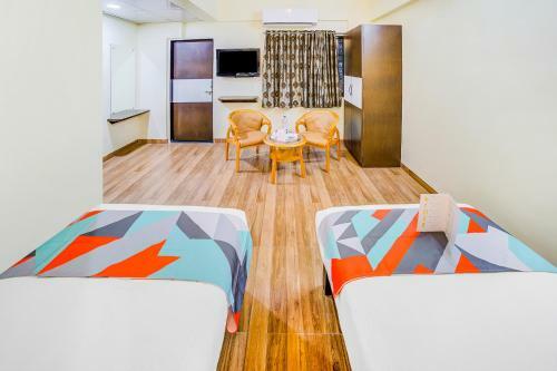 Hotel Fabexpress The Paradise